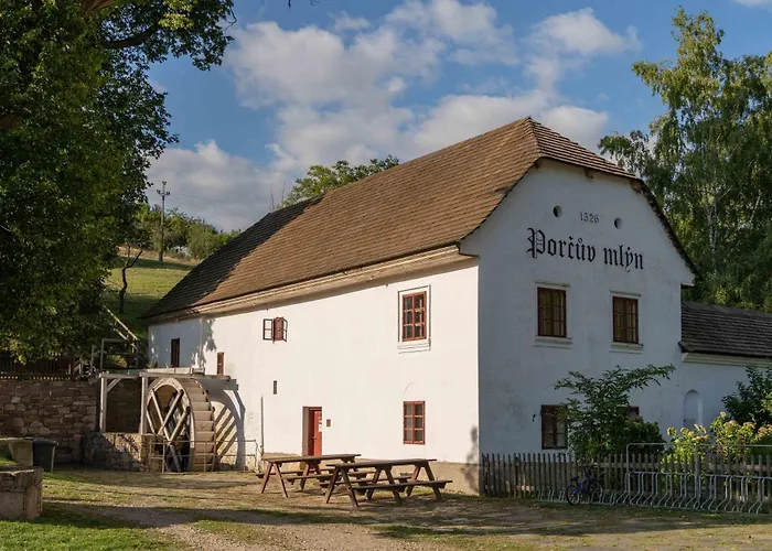 Hotel Porčův Mlýn *